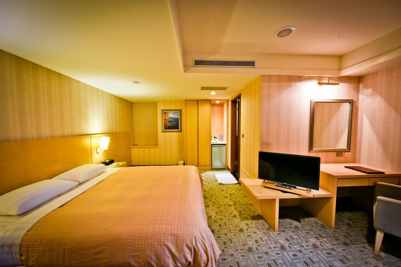 Sunrise Business Hotel - Tamsui Eksteriør billede
